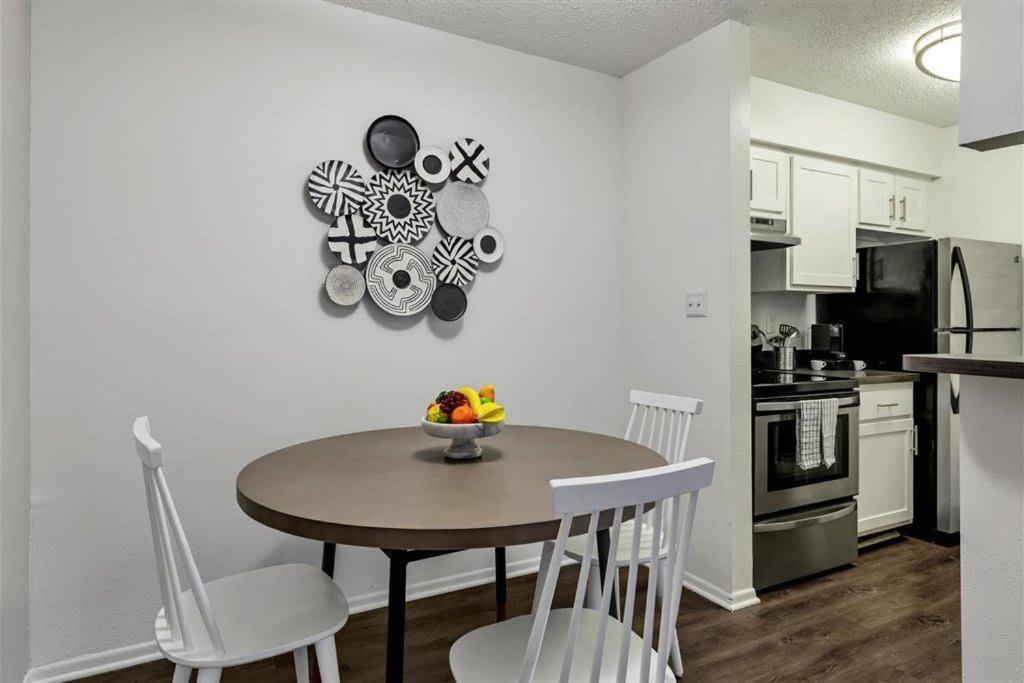 برادنتون Special Apartment 1Br With Gym And Parking المظهر الخارجي الصورة